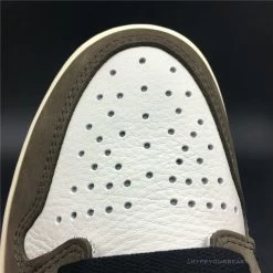 Hypeyourbeast Travis Scott X Air Jordan 1 Retro High OG'Mocha'