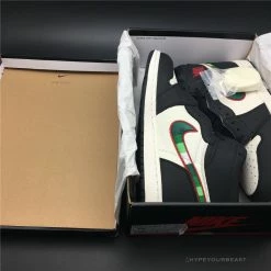 Hypeyourbeast Air Jordan 1 Retro High Sports Illustrated (A Star Is Born)