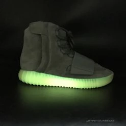 Hypeyourbeast Yeezy Boost 750 Light Grey