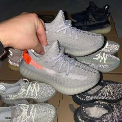 HypeYourBeast Adidas Yeezy Boost 350 V2'Tail Light' (infant)
