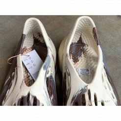 HypeYourBeast Adidas Yeezy Foam RUNNER MX'Cream Clay'
